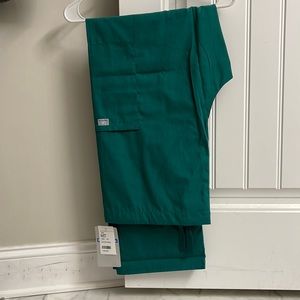 Brand new with tags green scrub pants medium tall